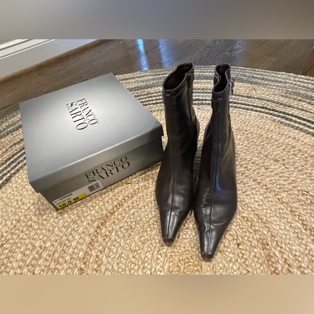 Franco Sarto dark brown Gorham Cafe Rio, gorgeous, sleek, comfortable 2.25” heel